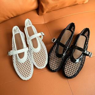 Plus Size Soft Sole Breathable Flats Mesh Sandals for Women 2025 New Cut Out Mesh Shoes for Outer Wear Retro Mary Jane Shoes