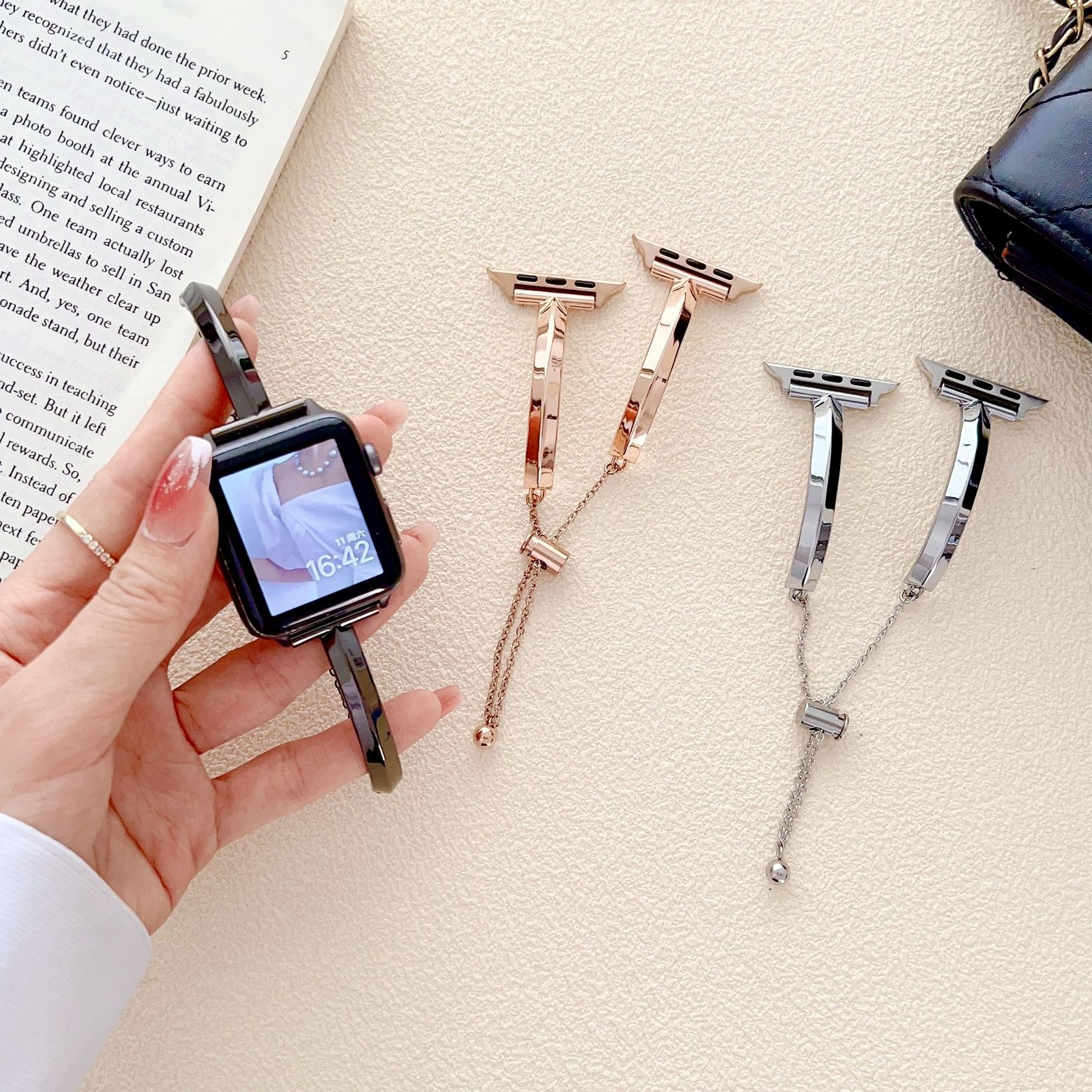 Suitable for Applewatch8 Metal Chain Apple Watch Se9 Generation Iwatch67 Bracelet Style Thin Strap for Women