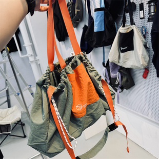 Lightweight, Water-Repellent, Wear-Resistant and Tear-Proof Nylon Unisex Outdoor Mountain Shoulder Bag Handbag