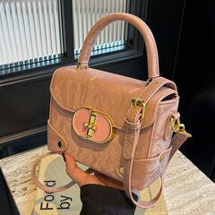 小众感包包女2025百搭潮流手提小方包韩版单肩斜挎盒子包手提单肩