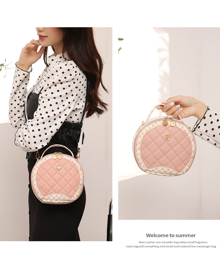 Women's Small Pu Leather Geometric Swan Streetwear Round Zipper Crossbody Togo bag display picture 1