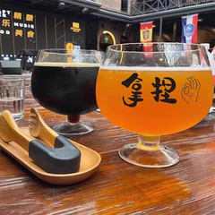 大容量はロゴビールグラスのブランデーワイングラスの高足グラスのシャンパングラスを手配できます。