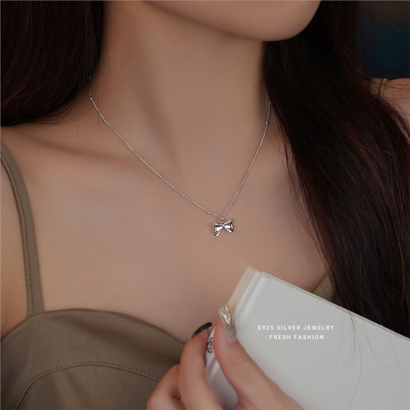 Collana leggera e versatile con fiocco di lusso per donna, catena alla clavicola di alta qualità e alla moda, dolce e semplice_voghion.com