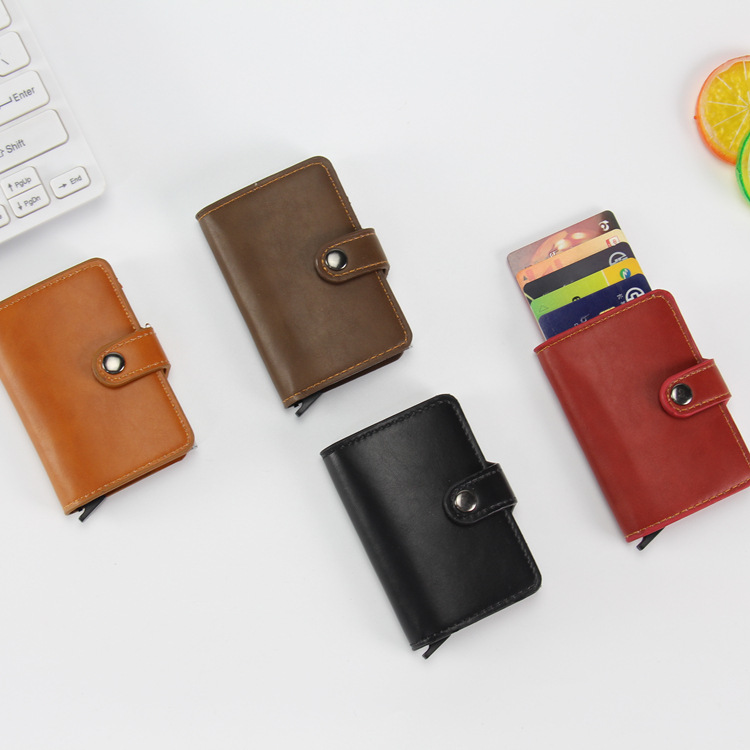 Universal anti-magnetic wallet