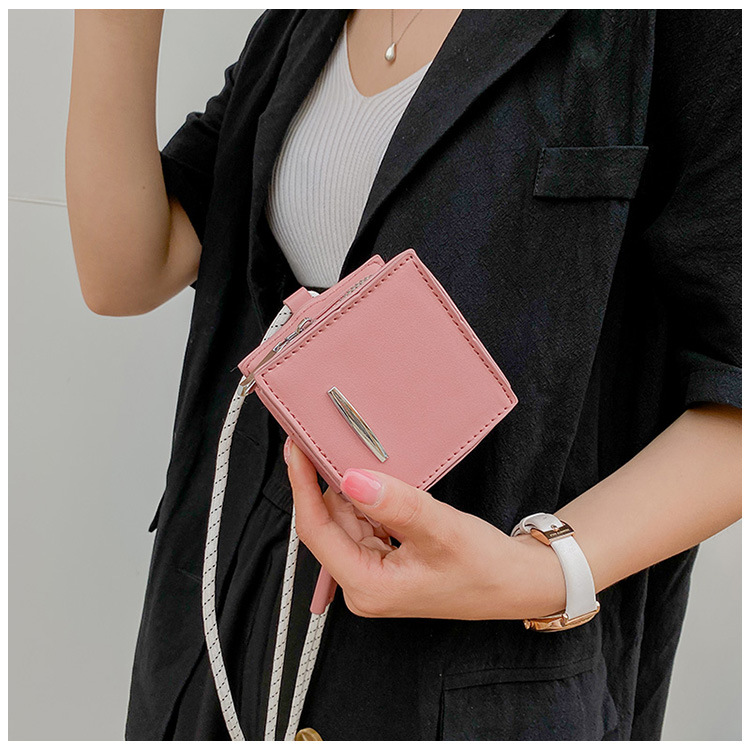 Women's Mini Pu Leather Square Solid Color Streetwear Square Zipper Crossbody Bag Square Bag display picture 8