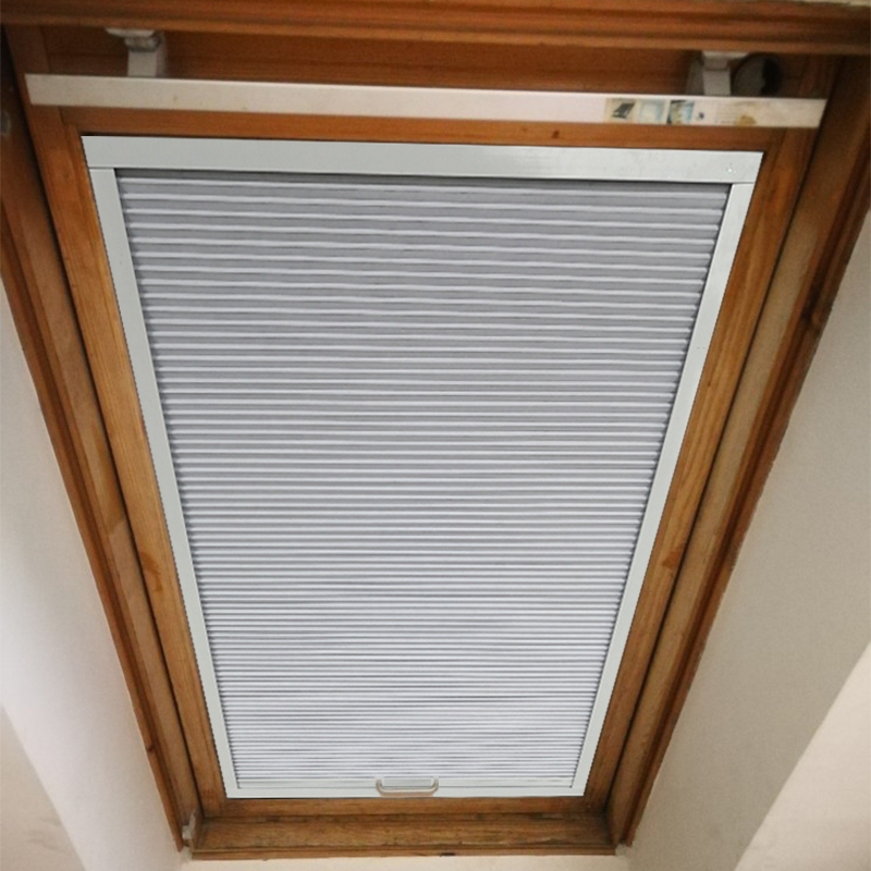 ♡ Attic Skylight Sunshade Curtain, Sloped Roof Curtain, Honeycomb Curtain, Blackout Sliding Curtain Suitable for Velux