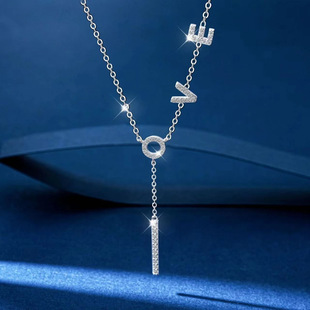 New Clavicle Chain 925 Silver Moissanite LOVE Letters Love Lingering Pendant Cyber Celebrity Light Luxury Necklace Gift