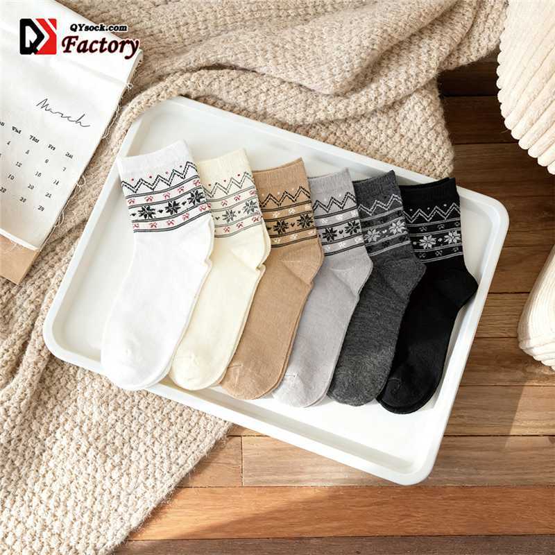 ԭ������＾��������Ů�ﶬ���Ѷ���ѩ��Ů��Ͳ���Լ�ٴ�ѧԺ��