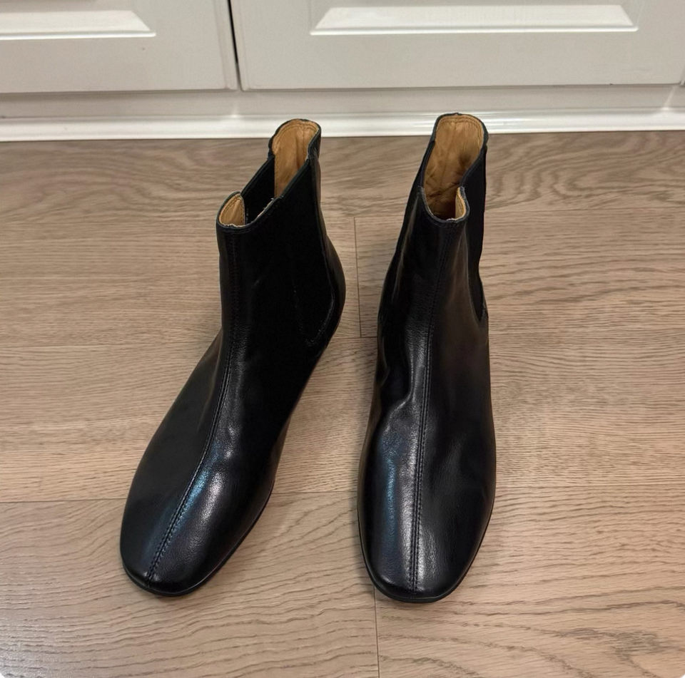 Bốt Chelsea cổ ngắn nữ mũi tròn phong cách Anh, đế bằng chống trượt, gót 3–5 cm — Màu trắng, màu đen chi tiết 15