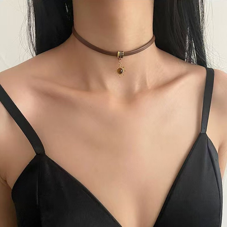 Maillard Sunflower Brown Tiger Eye Leather Rope Necklace Women's Niche Light Luxury Ins Cold Style Clavicle Chain