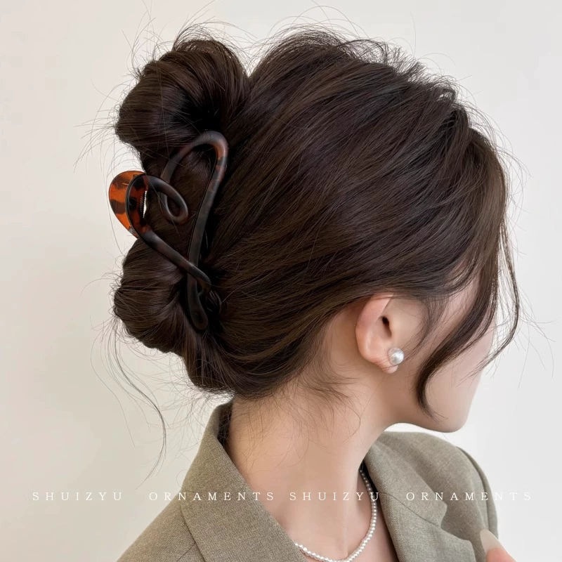 Крабья заколка для волос (hairgrip) акриловая большая булавка, жемчужные вставки, корейский стиль, лёгкая