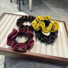 【实拍】法式锁边丝绒毛巾圈发圈头绳新款韩系高级感皮筋扎头发绳