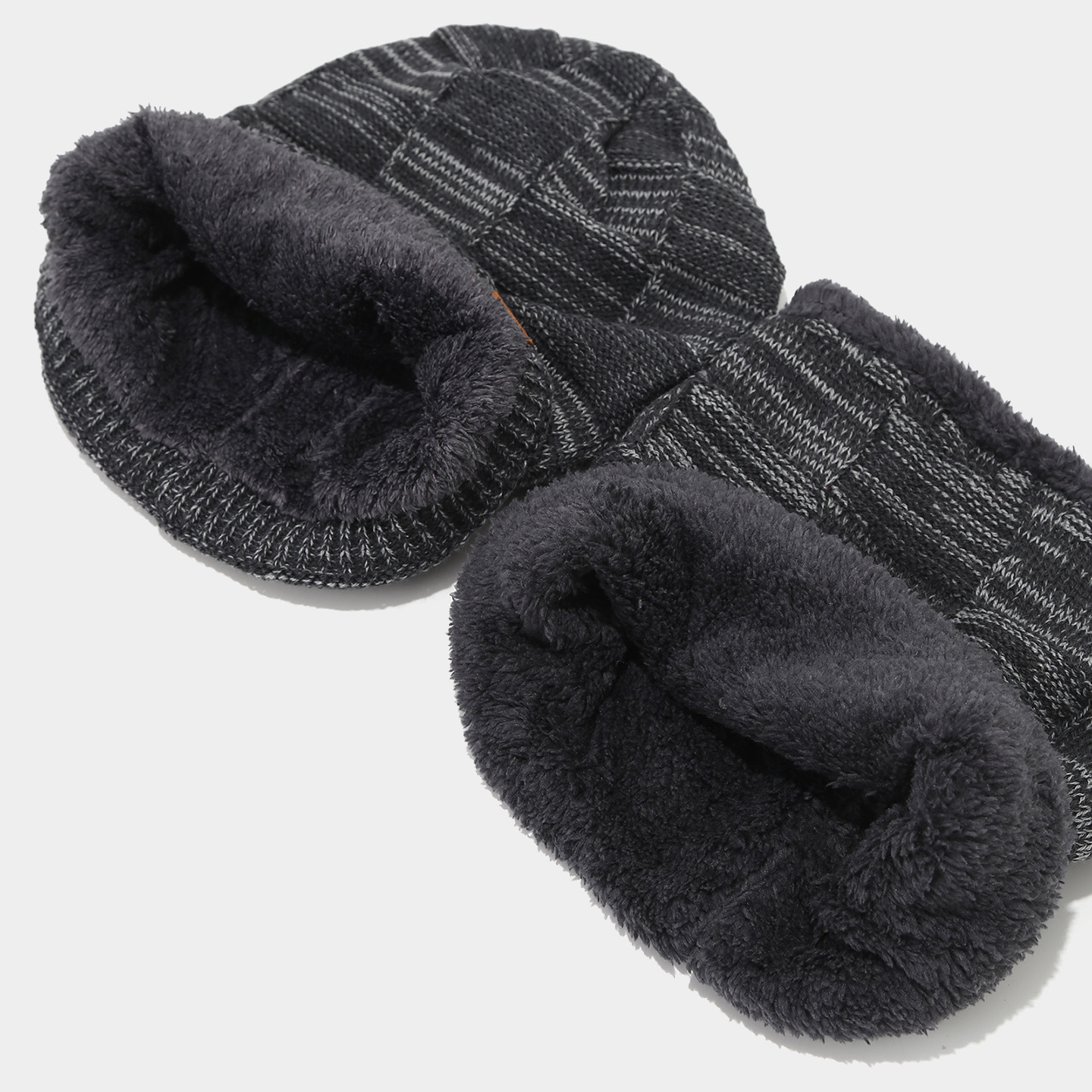 Transfronterizos Europa y Estados Unidos otoño y invierno más terciopelo mezcla de color versátil sombrero de punto de doble conjunto de gorras al aire libre para hombres y mujeres con terciopelo