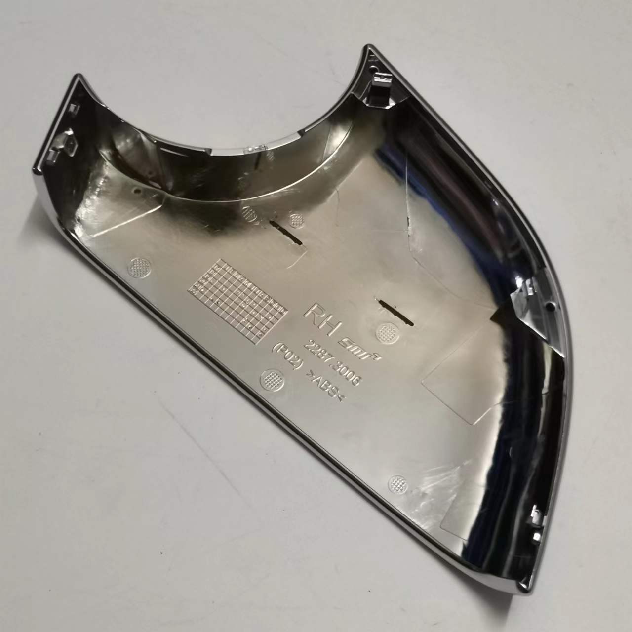 Aplicable a Tesla model3 espejo retrovisor inferior cubierta inferior galvanoplastia 2287,3006