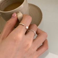 极简珍珠交叉开口戒指女轻奢高级感食指戒2024年新款小众设计指环