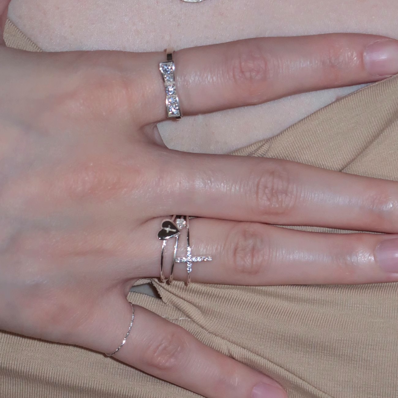Zirkon Blumen Herz Kreuz Stapelring Set Vielseitiger Schmuck_voghion.com