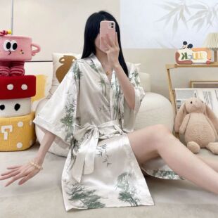 �羳����z˯��Ů�ļ����z�Ը���ʽ�ͷ�ԡ��Ů����ϵ��˯�¼Ҿӷ�