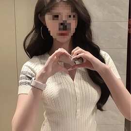 韩系复古v领正肩麻花短袖针织衫女夏收腰显瘦小众绝美半开领上衣