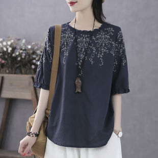 2025 Summer Clothes for Middle-Aged Women, Fashionable Summer Loose Large Size Mother's Wear T-Shirts, Women's Age-Reducing Lace Tops, Small Shirts