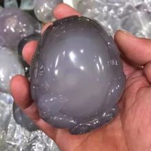 天然水胆玛瑙把玩抛光件玉髓玉石雕刻手把件精品摆件镂空收藏