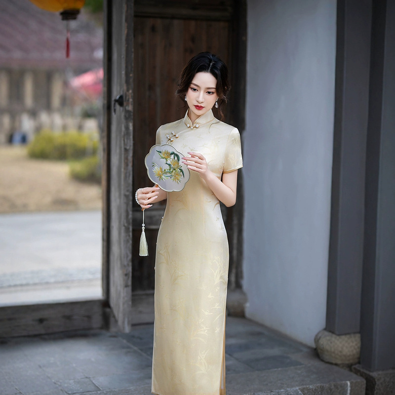 2026 New Style Goose Yellow Silk High-End Elegant New Chinese Style Summer Engagement Daily Wear Qipao Dress