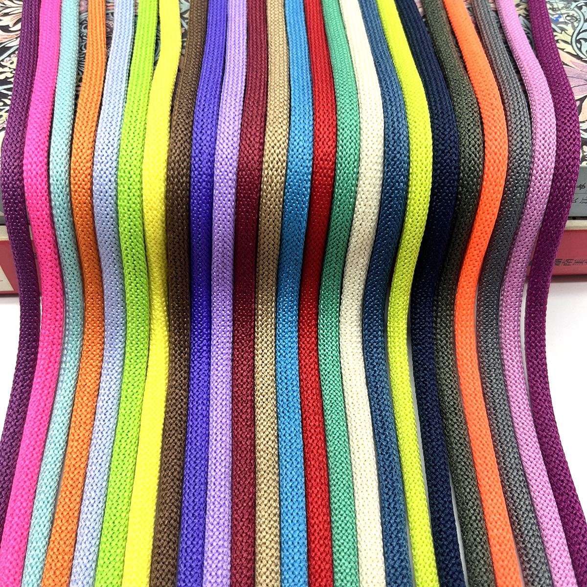 120 colores spot 6mm poliéster de alta temperatura teñido medioambiental paquete de cordón redondo cordón de zapatos grueso trenzado camisa casual cuerda de dibujo