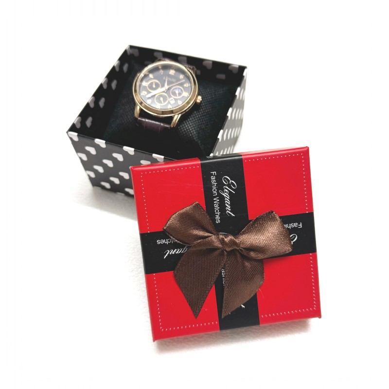 Caja pequeña blanca en forma de corazón de 9*9*6CM, caja para reloj, caja para reloj y pulsera de pareja, caja de regalo, caja para joyería.