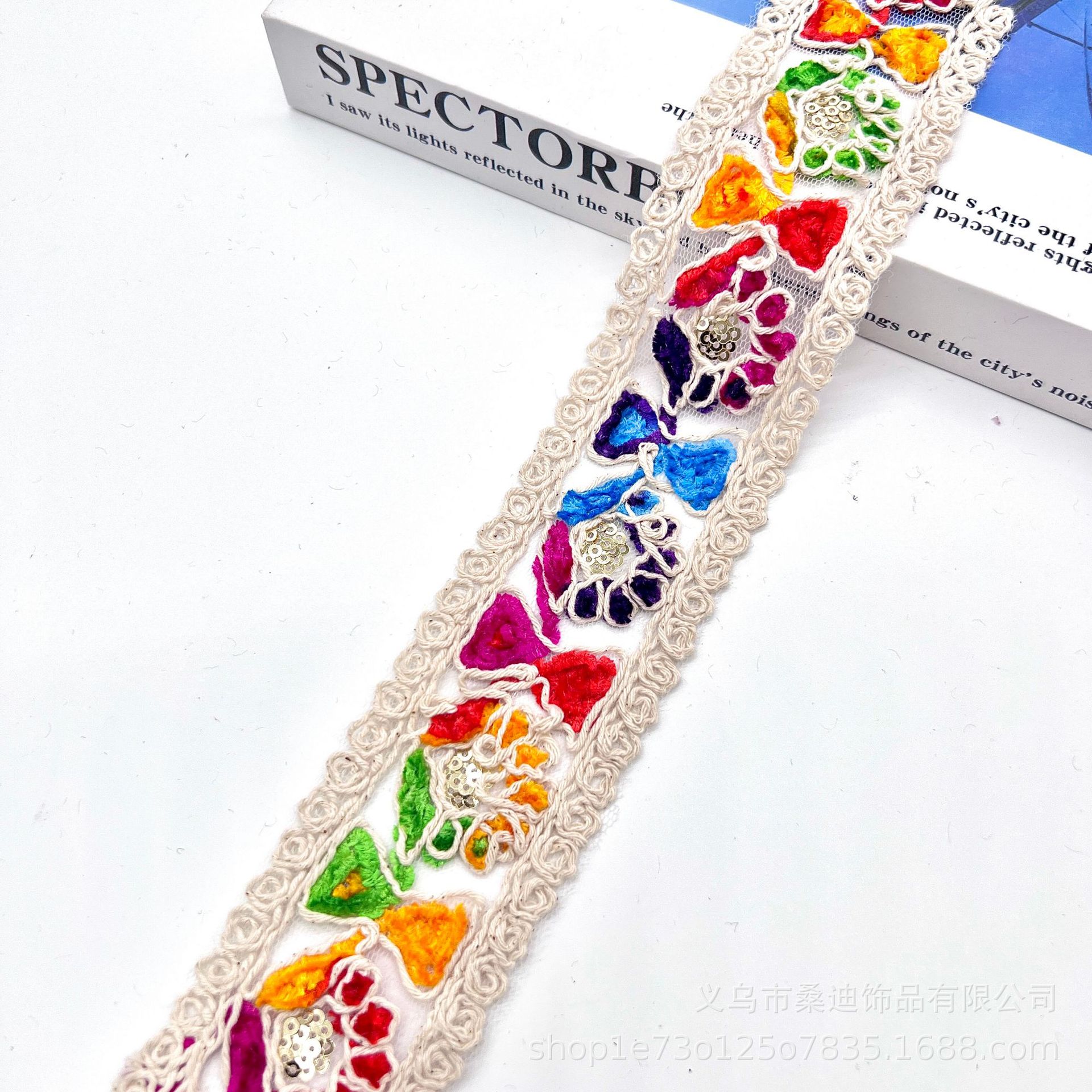 Hilo de algodón de estilo étnico encaje de color cordón de hueso franela bordado lentejuelas código de barras accesorios de ropa encaje encaje Hanfu