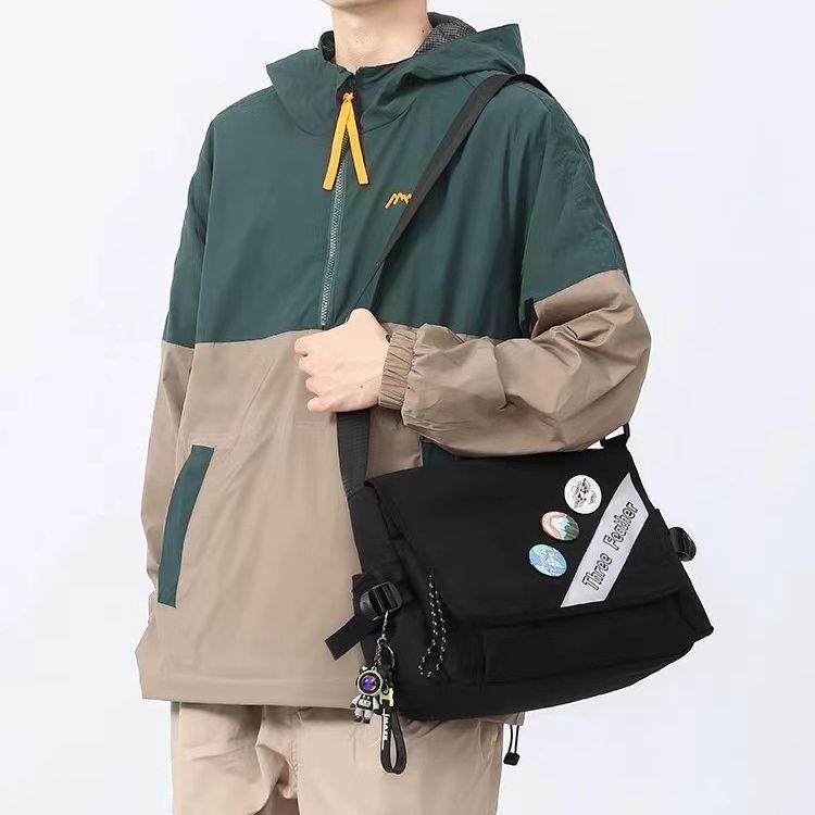 Shoulder bag