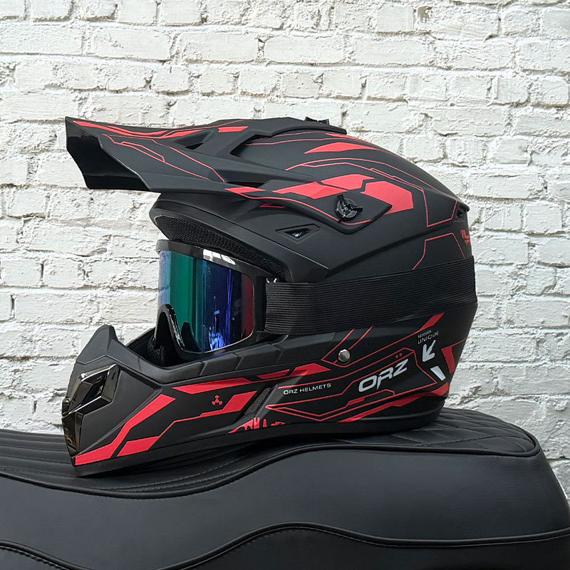 Casco de coche eléctrico todoterreno para hombre de bicicleta de montaña Casco completo de descenso para adultos Casco de rally para niños europeos Casco transpirable