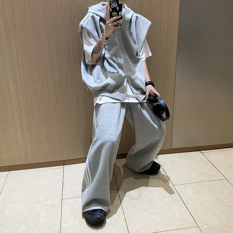 Men's High-end Wearing Suit American Padded Shoulder Vest Sleeveless Sweat Casual Sports Spring Clothes with a Complete Set