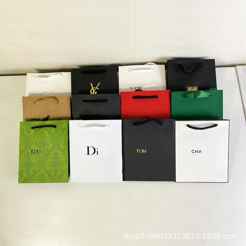 Counter Big-Name Cosmetics Lipstick Perfume Gift Box Satchel Paper Bag Clothing Kraft Paper Bag Shopping Gift Bag Wholesale Counter Big-Name Cosmetics Lipstick Perfume Gift Box Satchel Paper Bag Clothing Kraft Paper Bag Shopping Gift Bag Wholesale