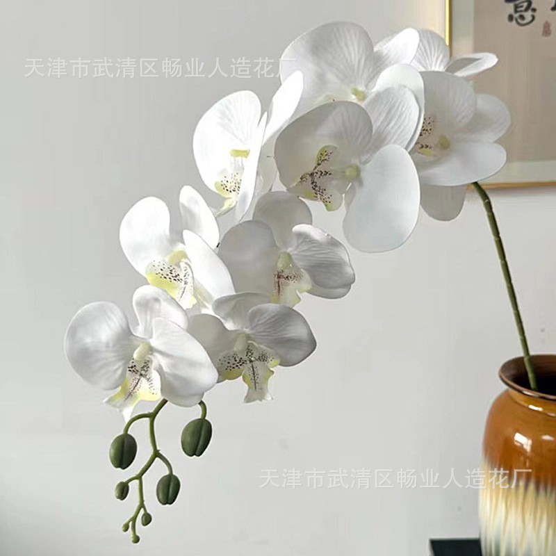 Flores artificiales blancas al por mayor para bodas, decoraciones de flores falsas, accesorios para techos de hoteles, flores artificiales blancas para celebraciones de bodas en salones de boda. image 11