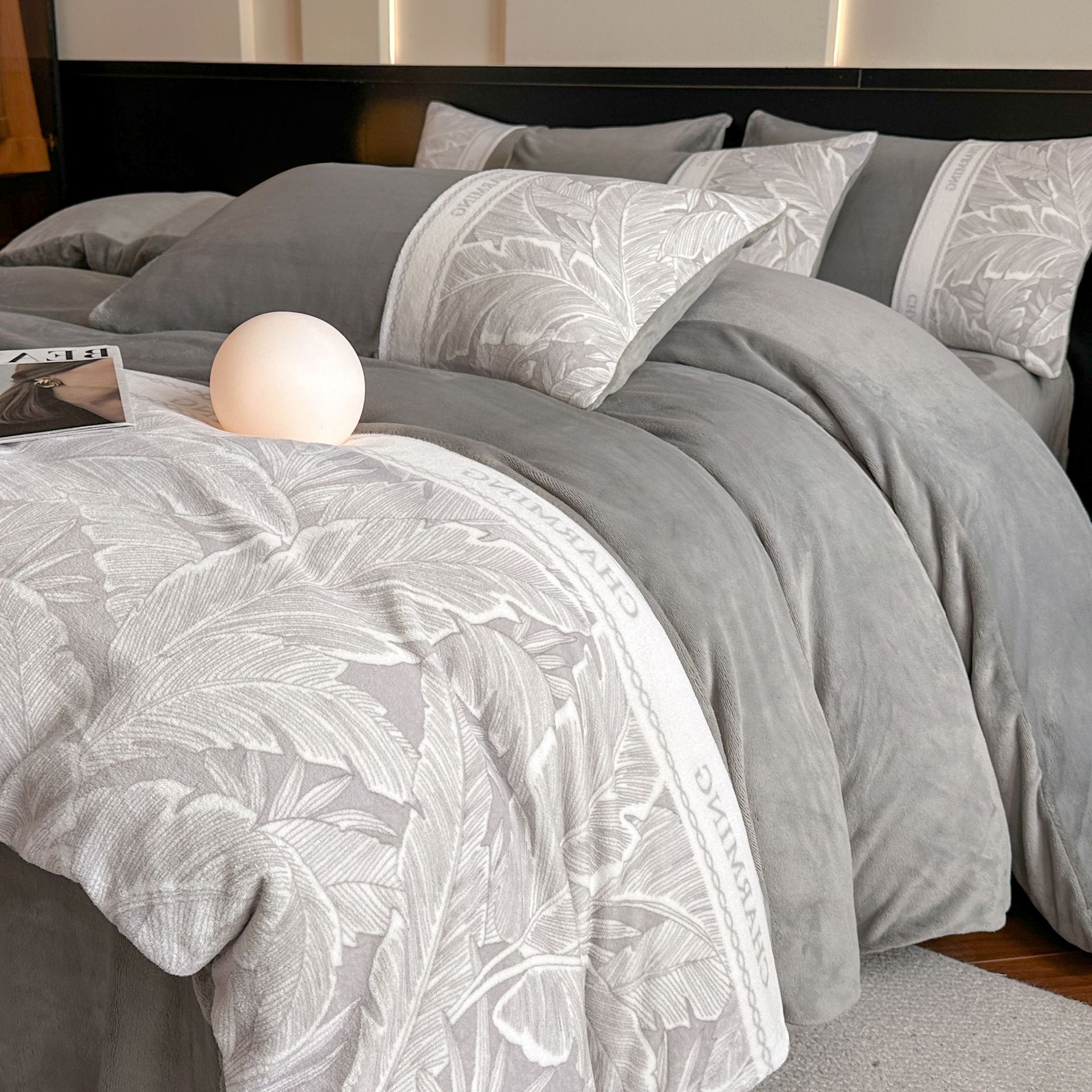 1688厳選連名A類冬5D彫刻牛乳パイル4点セット両面パイルシーツカバーが厚く保温されている