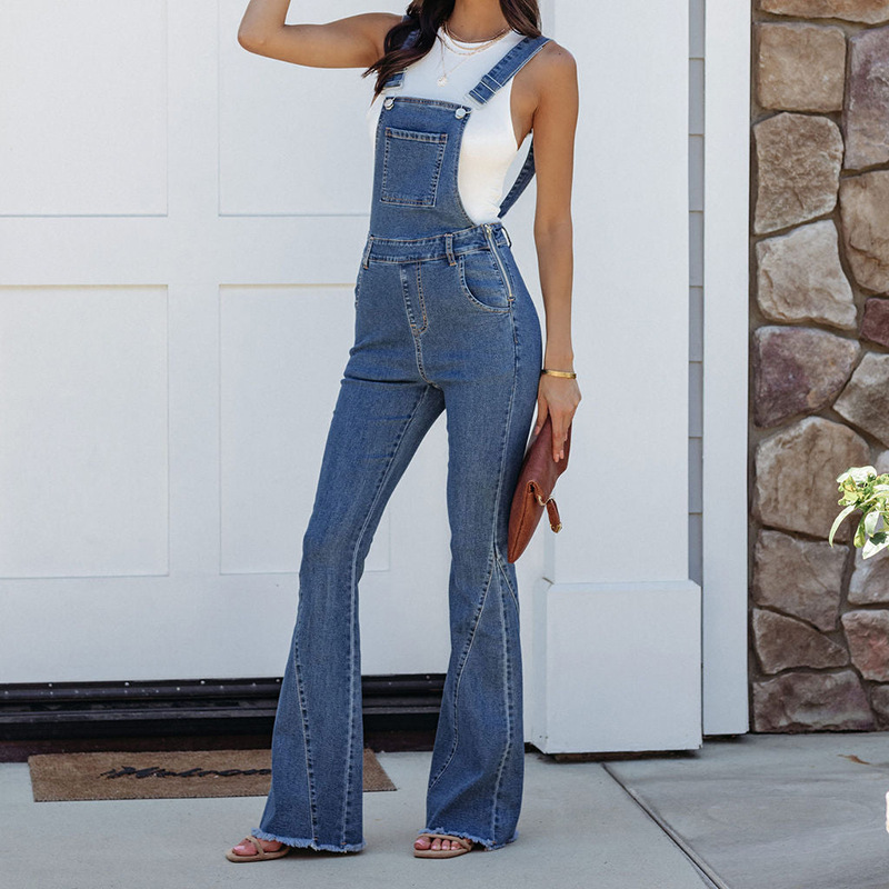 Europa y América Venta caliente mono 2023 nuevos pies sueltos suspender pantalones acampanados adelgazamiento delgado de mezclilla de las mujeres pantalones de la Liga