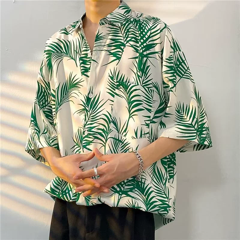 Retro design shirt for men and women, trend of season