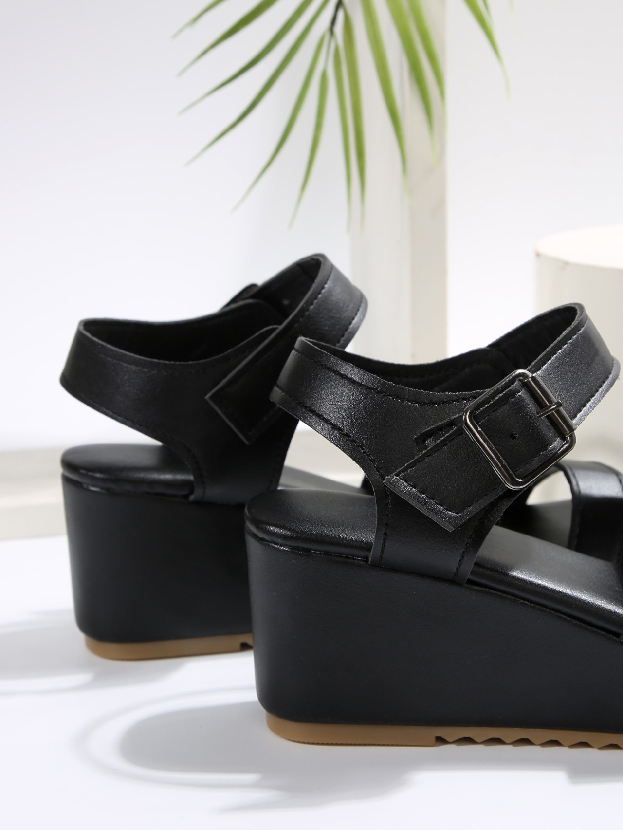 Women's Wedge Sandals Platform Open Toe Buckle Roman Heeled Sandals_voghion.com