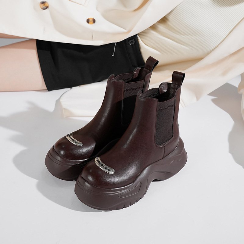 英伦风切尔西靴2025早秋新款运动休闲厚底烟筒靴女高级感气质短靴