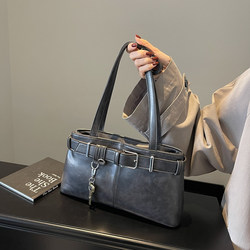 Autumn and Winter Fashion Tote Bag Trendy Western Style Shoulder Underarm Bag Niche Designer Vintage Commuter Handbag Women's Bag Autumn and Winter Fashion Tote Bag Trendy Western Style Shoulder Underarm Bag Niche Designer Vintage Commuter Handbag Women's Bag
