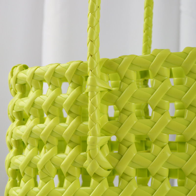 スポット中空織バッグ、人気のプラスチック織バッグ、ショルダーハンドバッグ、フランス織り野菜バスケット、女性用ホリデービーチバッグ