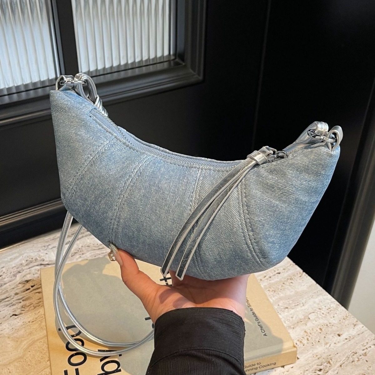 Denim for women's 2024 new fashionable casual shoulder niche trend, super hot crossbody bag, cowhide bag_senzul.com