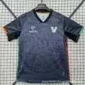 2526 Venezia Home Black