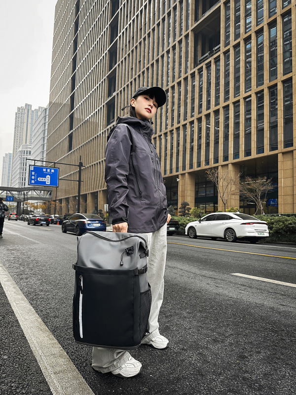 カジュアルファッションバドミントンバッグスポーツバックパックメンズ独立靴コンパートメント大容量旅行バックパックプラスロゴ|undefined