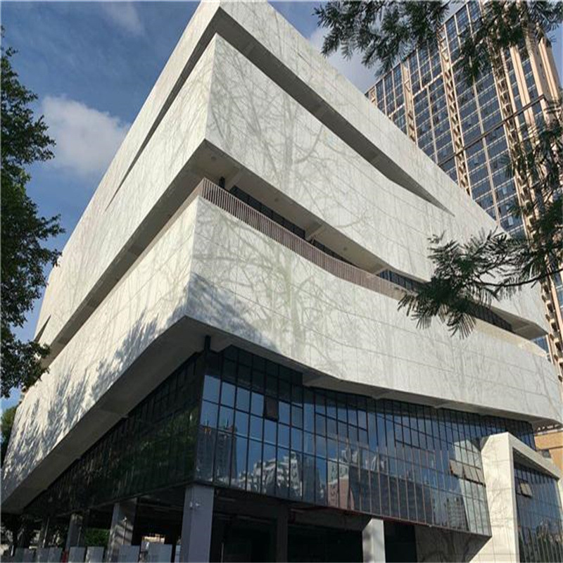 霸辉厂家供应室外氟碳烤漆冲孔铝单板酒店图案冲孔铝单板颜色任意