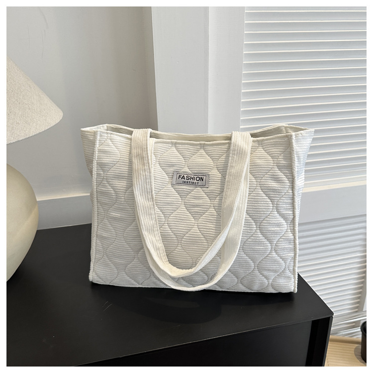 Classic Style Style Women's Medium All Seasons Canvas Solid Color Classic Style Square Magnetic Buckle Shoulder Bag Handbag