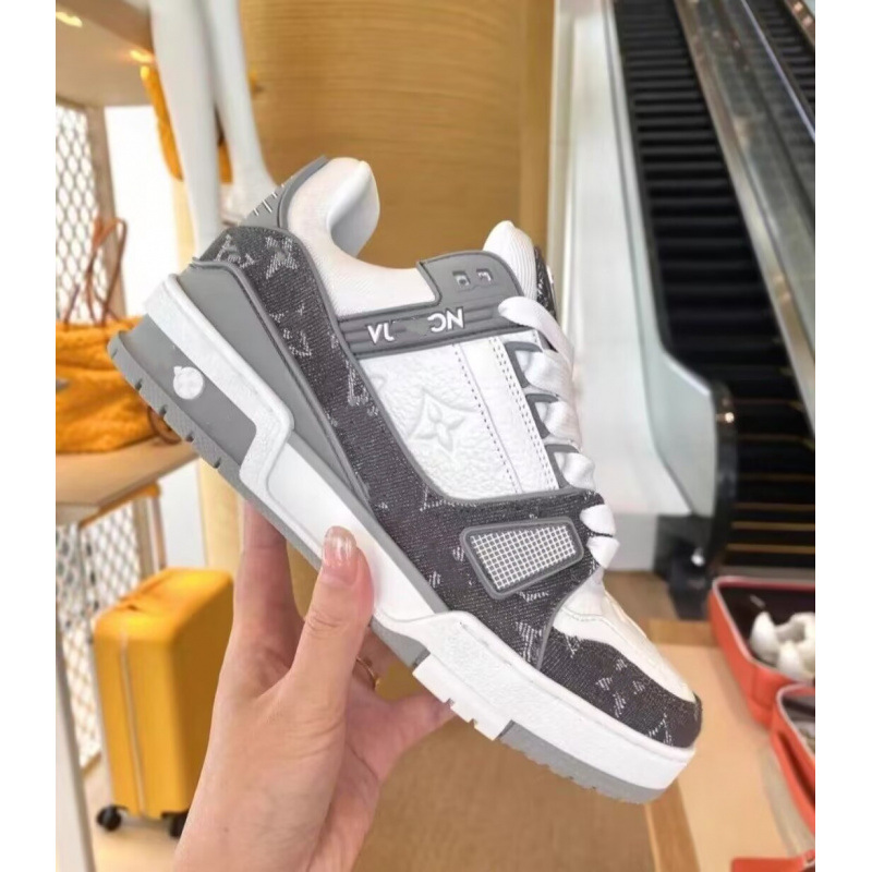 Nuevos zapatos deportivos de alto lujo de red negra L Clover Europa para hombres y mujeres zapatos de altura de suela gruesa zapatos de pan V