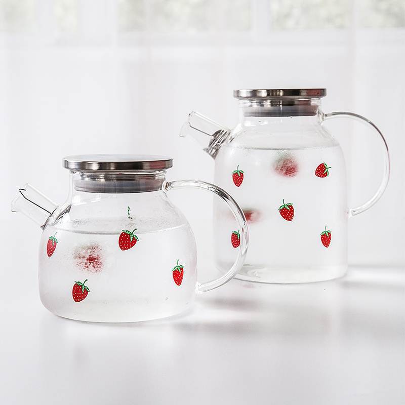 Stylish Simple Glass Cold Water Pitcher Strawberry Pattern High Borosilicate Glass Large Capacity Cool Water Pitcher Wholesale
