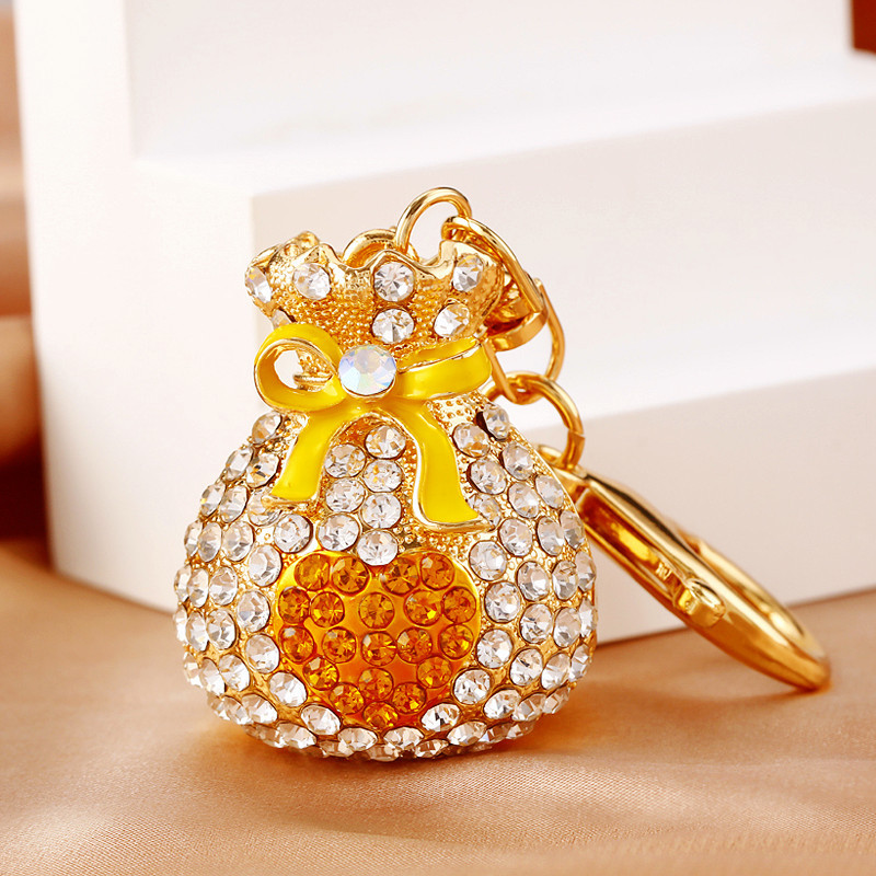 Diamond Embellished Heart Shaped Keyring For Handbags And Keys_voghion.com
