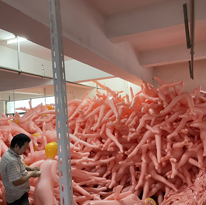 Productos adultos PVC muñeca inflable personalizable logo patrón potente fabricante