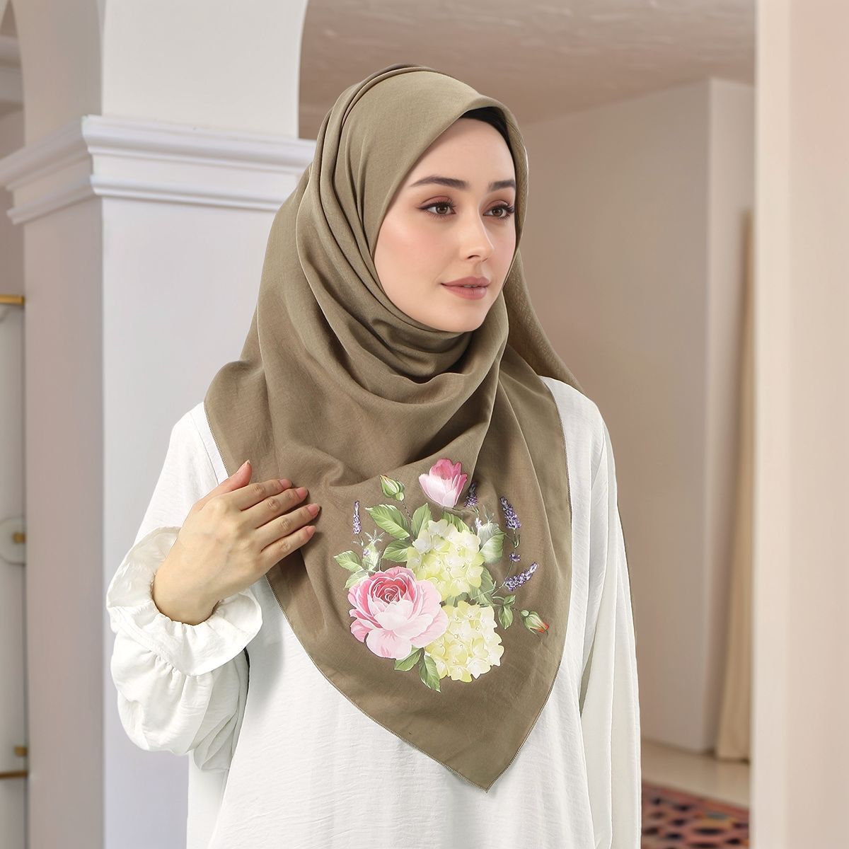 厂家供应新款纯色手工双层印花棉麻围巾纱巾中国风时尚丝巾包头巾